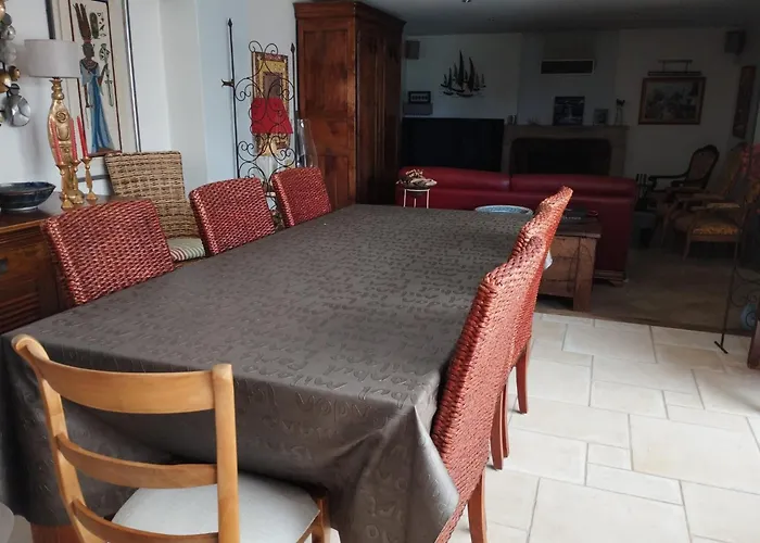 Вилла Maison Familiale *