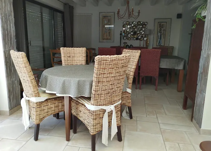 Вилла Maison Familiale Allonnes (Sarthe)